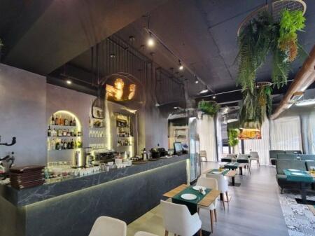 VENDESI BAR/RESTAURANT IN VENDITA PRESSO TOWER BRIDGE 3! 50.000 €