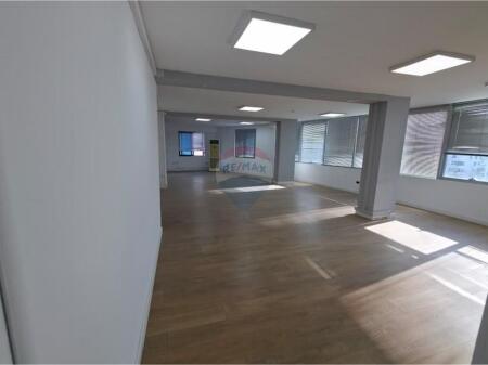 Ambjet per zyre te Bulevardi i Ri