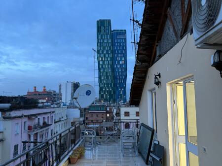 AMBIENT PËR ZYRA ME QERA, SHALLVARET, 240m2, 1500€/muaj