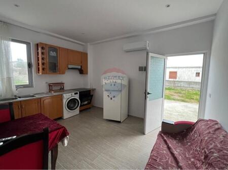 Shtëpi private - Për Qira - Vlorë