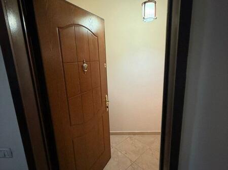 Apartament 2+1+2 Me Qira te Liqeni i Thatë, Colombo 2   700 € /Muaj