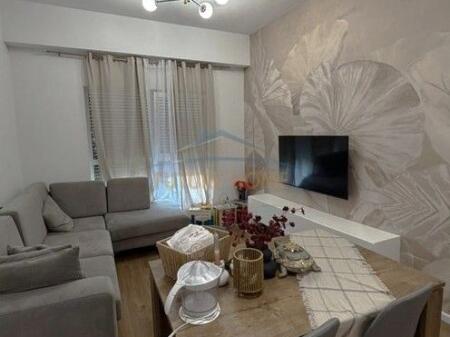 Shitet, Apartament 1+1, Ali Dem, Rezidenca Kaimi , Tirane.