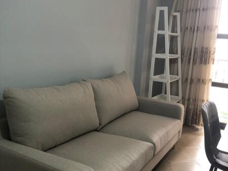 Jepet me qera apartament 2+1  Rruga 5 Maj!