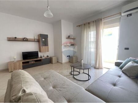 🏖 Modern 2+1 apartment for rent - Lungomare, Vlore