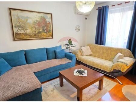 Apartament - Për Shitje - Myslym Shyri, Tiranë