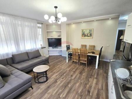 Qira/ 2+1 te Square 21