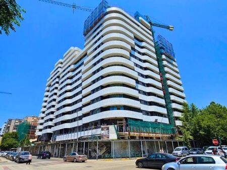 VENDESI APPARTAMENTO 1+1 vicino a N.SH.R.A.K