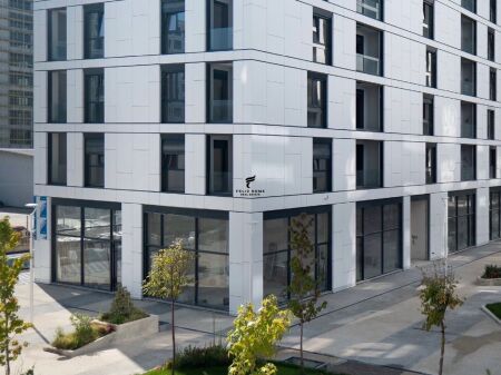 AMBIENTE COMMERCIALE IN AFFITTO 976 M2 LAPRAKE 14.640 EURO