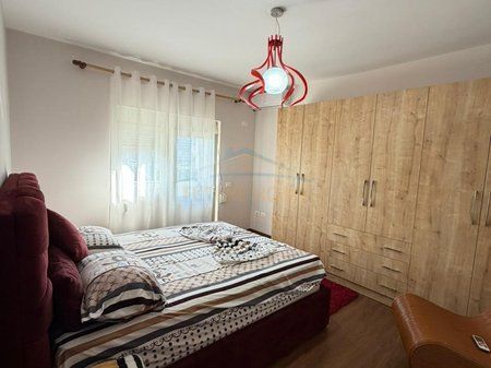 Shitet, Apartament 1+1, Ambasada Amerikane, Rruga e Elbasanit, Tiranë
