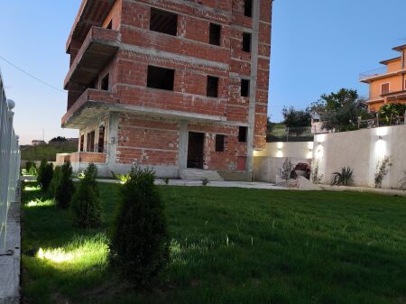 SHITET VILE PRIVATE 4 KATESHE DURRES 270.000 EURO