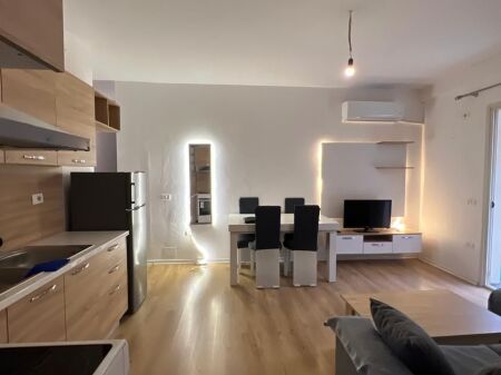 Jepet apartament me qera ne Fresk 400 mije lek