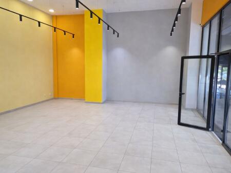 AMBIENTE IN AFFITTO A ARLIS VIA DIBRË