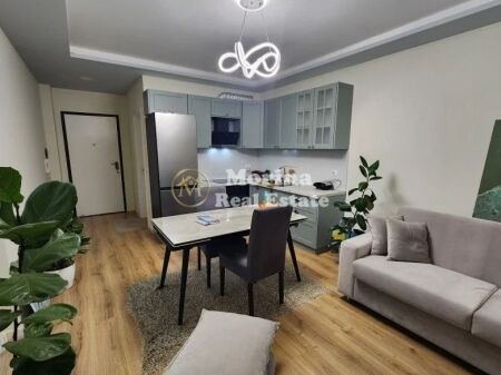 Qera | Apartament 1 + 1 | Fresku | 500 €/muaj