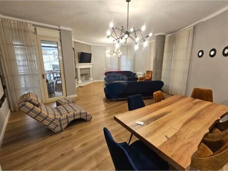 Appartamento in affitto 3+1+2