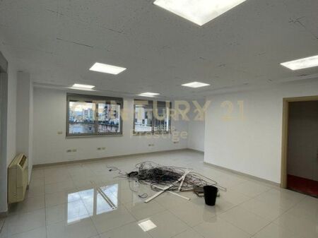 OFFICE SPACE FOR RENT AT THE UNIVERSITY BOOK