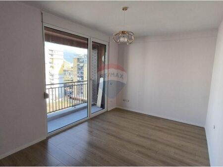 Apartment - For Rent - Former Aviation Field, Tirana