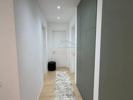 Shitet, Apartament 2+1+2+Post Parkimi, "Kompleksi Delijorgji ", Tiranë