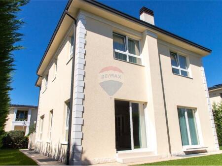 VILE PER SHITJE TEK LIQENI I THATE