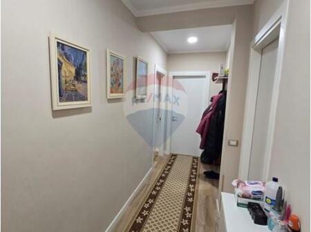 Apartament 3+1 me qera tek Selvia