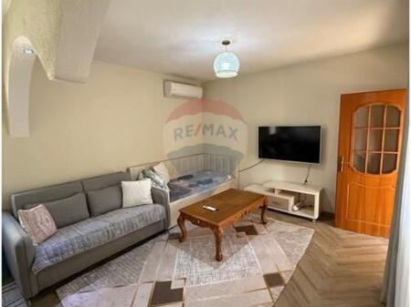 Apartment 1+1 for rent on 5 May street !