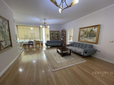 Apartament 3+1+2 tek Kodra e Diellit!!