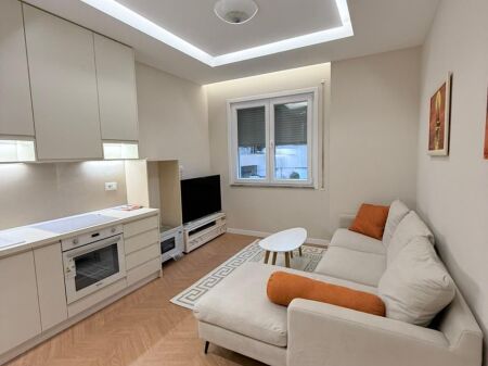 APARTAMENT MODERN 2+1 ME QERA TEK LIQENI I THATE