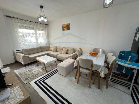 Shitet, Apartament 2+1,Unaza e Re, Tirane.