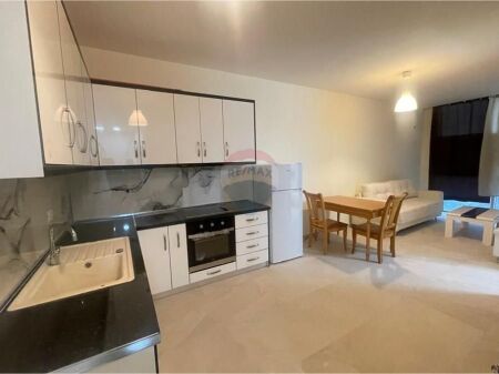 🏠 Apartament 1+1 me qira afatgjatë – pranë Kombinatit të Peshkut, Vlore