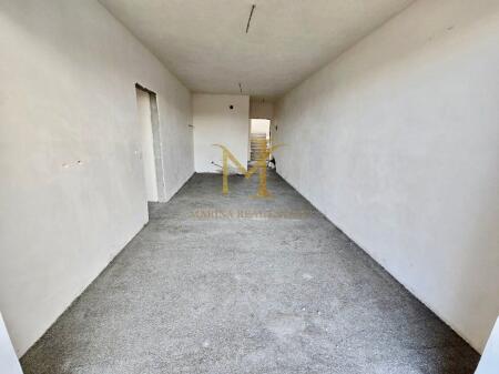 APARTAMENT 2+1 NE FAZE NDERTIMI NE PLAZH DURRES, PER SHITJE!