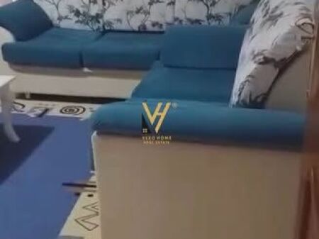 JEPET APARTAMENT 2+1 ME QIRA TE SHKOLLA E BASHKUAR 45.000 LEKE