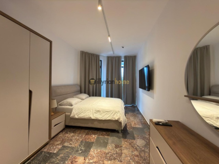 Jepet me qira, Vilë 4 katëshe + bodrum, Vilat Gjermane, Tiranë