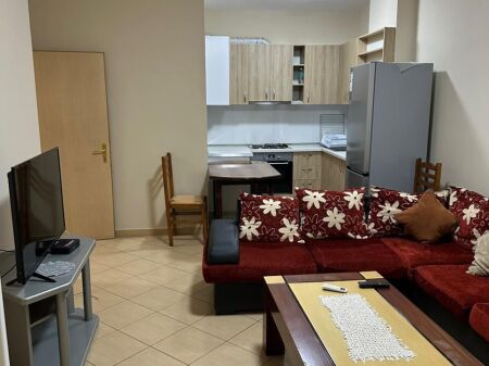 🏠 APARTAMENT 1+1 ME QIRA – ASTIR!