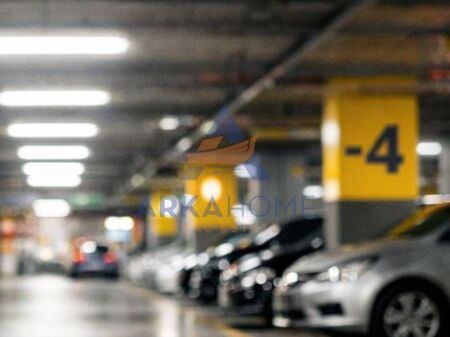 POSTI AUTO IN VENDITA "VIA SULEJMAN DELVINA" 40.000 EURO