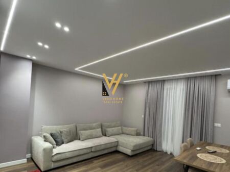 JEPET APARTAMENT 1+1+BLK ME QERA TE STACIONI I TRENIT 700 EURO