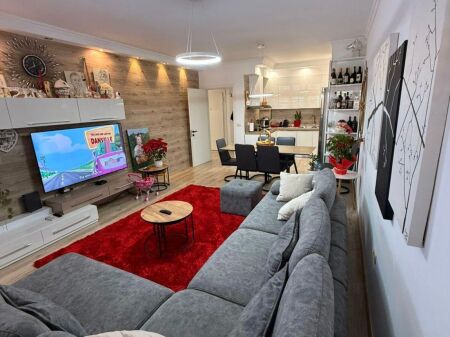 Apartament 2+1 per shitje ne Astir