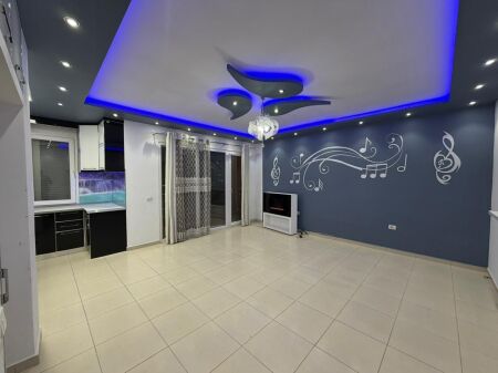 Apartament 2+1 per shitje ne Astir.