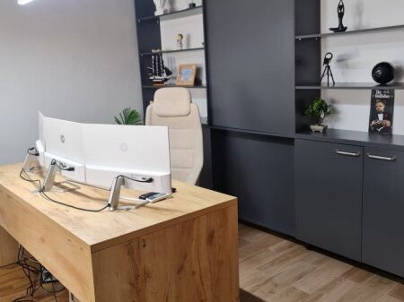 JEPET ZYRE ME QERA 140 M2 21 DHJETORI 160.000 LEKE