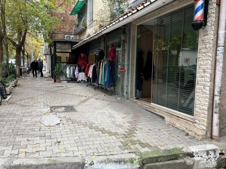 SHOP FOR SALE 60 M2 PAZARI RI 168,000 EURO
