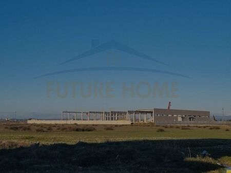 Shitet, Tokë, Durrës, Spitall