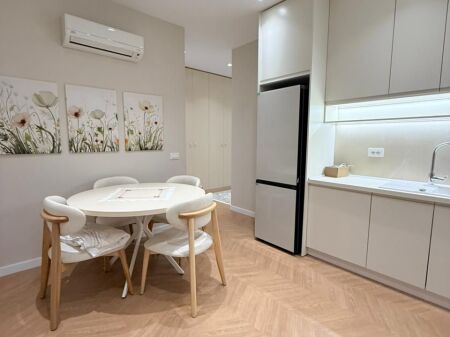 🏡 Jepet apartament 2+1 me qira te Liqeni i Thate