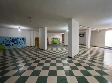 Magazine per dhenie me qera- PRANE AMBULANCES, VLORE