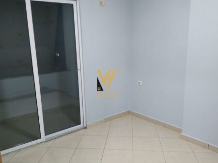 APPARTAMENTO 2+1 IN AFFITTO IN VIA RIZA CEROVA 55.000 LEKE