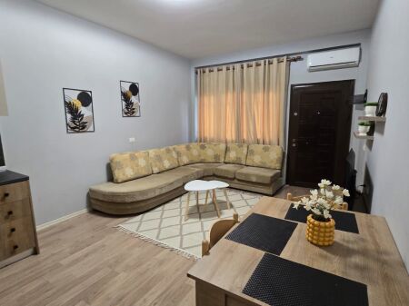 APARTAMENT ME QERA 1+1 SAUK 35.000 LEKE