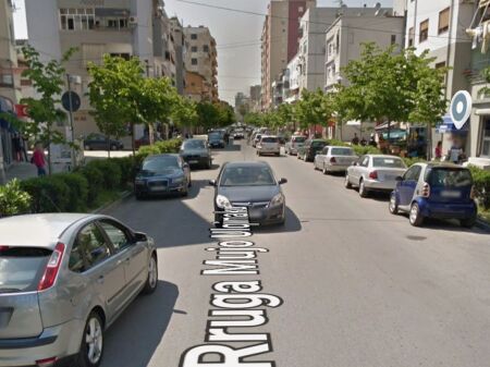 JEPET ME QERA APARTAMENT 2+1 PRANE STADIUMIT DURRES