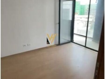 JEPET AMBIENT 117 M2 ME QIRA TE 5 MAJI 400 EURO