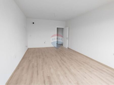 VENDESI APPARTAMENTO 2+1+2 UNIVERS CITY