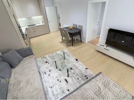 APARTAMENT 2+1+2 ME QERA TE RRUGA JORDAN MISJA