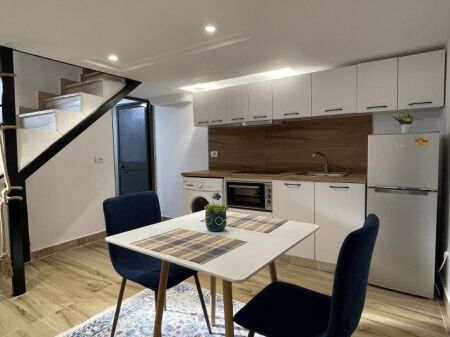 Duplex (studio apartment) for rent on Durrsi Street!