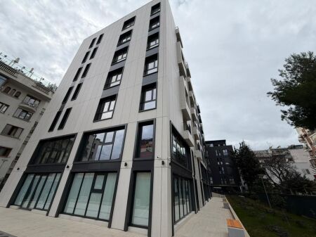 21 Dicembre, Affittiamo Appartamento 1+1 Per Ufficio