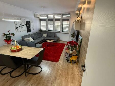 Apartament 2+1 per shitje , Astir